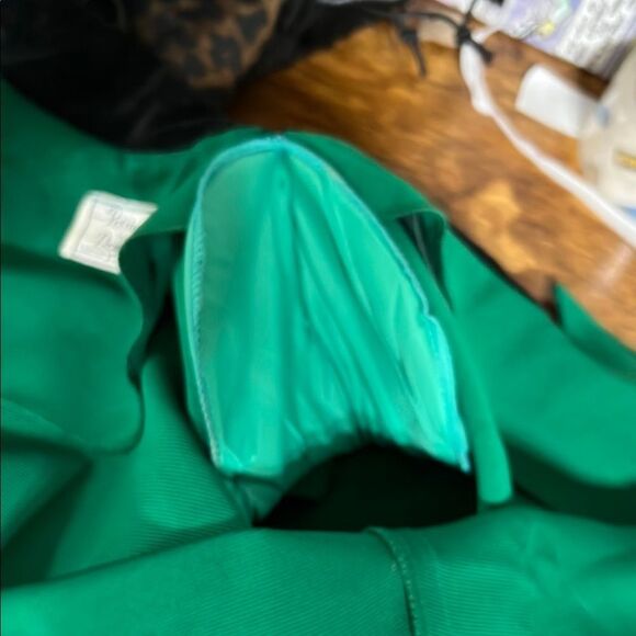 Emerald Green Blazer with Black Collar and Peplum Style - Picture 11 of 11